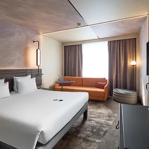 4* Отель Novotel Wenceslas Square