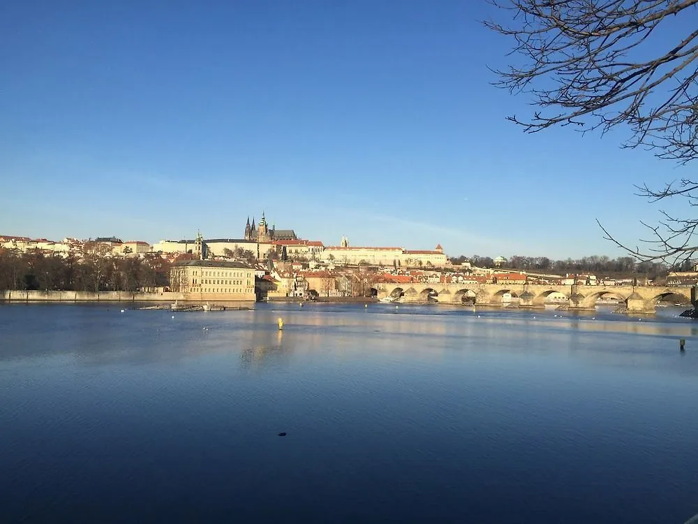 Hotel Leonardo&Bookquet Prague 5*,